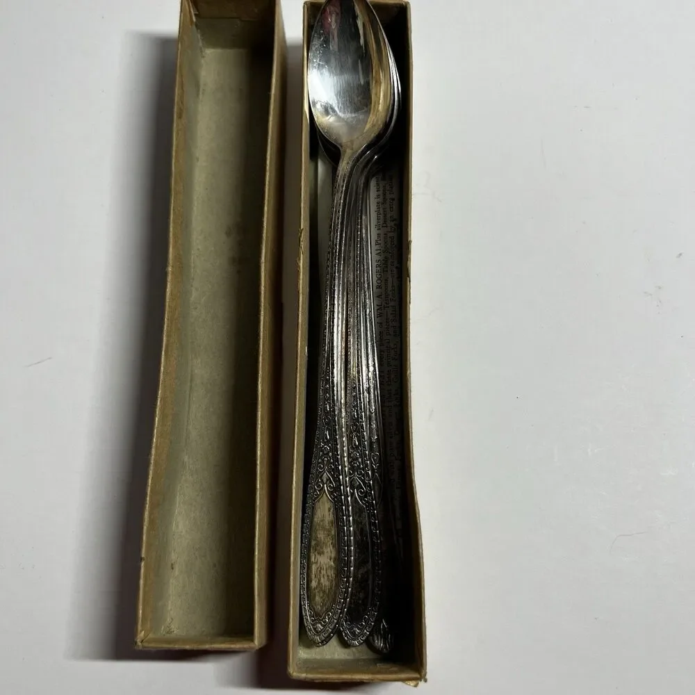 5 Vintage 1940 Wm A Rogers Oneida Silverplate Iced Tea Spoons With Box